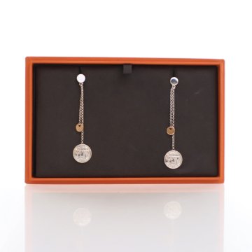 （HERMES）Ex-Libris earrings Hermès Ex-Libris earrings | Hermès Canada